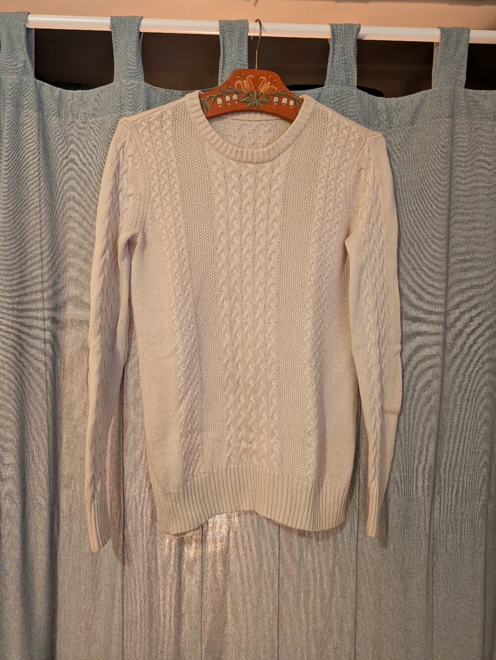 Classic Cable Knit Women's Sweater - Cream